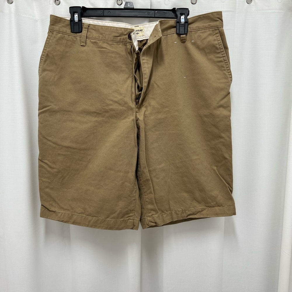 Dockers Tan Cargo Shorts Flat Front Design
